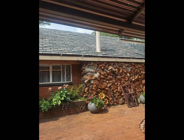 4 BEDROOM HOUSE FOR SALE IN KAMEELDORINGPARK